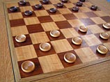 Компьютер разработал беспроигрышную стратегию игры в шашки