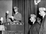 Захир Шах правил страной с 1933 по 1973 года, когда был свергнут с престола своим двоюродным братм Мохаммадом Даудом Захир Шах правил страной с 1933 по 1973 года, когда был свергнут с престола своим двоюродным братм Мохаммадом Даудом