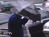 В центре Москвы обрушился фасад дома Волконских, который спасают градозащитники. Пострадали двое рабочих В центре Москвы обрушился фасад дома Волконских, который спасают градозащитники. Пострадали двое рабочих