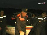 Водолазы извлекли тела пяти человек, находившихся в вертолете, который упал в Удмуртии Водолазы извлекли тела пяти человек, находившихся в вертолете, который упал в Удмуртии