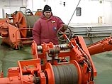 Сегодня, впервые в истории, два российских глубоководных аппарата "Мир" совершили погружение в высоких широтах Арктики, в 47 милях севернее архипелага Земля Франца- Иосифа