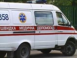 По словам источника, Мельниченко доставили каретой "скорой помощи" утром в воскресенье в сопровождении трех охранников в Октябрьскую больницу с подозрением на инсульт.     