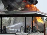 У бензоколонки в районе Мансур, населенном в основном суннитами, террорист-смертник взорвал бензовоз