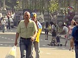 Уставшим от трехлетней политической борьбы за власть избирателям вновь предстоит сделать выбор. Задолго до избирательной кампании и вопреки закону о выборах на них обрушилась политреклама Уставшим от трехлетней политической борьбы за власть избирателям вновь предстоит сделать выбор. Задолго до избирательной кампании и вопреки закону о выборах на них обрушилась политреклама