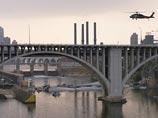 В США в час пик обрушился мост через Миссисипи: 9 погибших, 60 раненых В США в час пик обрушился мост через Миссисипи: 9 погибших, 60 раненых