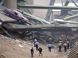 Под обломками рухнувшего в США моста остается  еще несколько тел