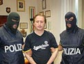 В Пензе водитель автобуса после драки протаранил автомобиль оппонента В Пензе водитель автобуса после драки протаранил автомобиль оппонента