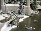 В Миннеаполисе под обломками обрушевшегося в реку Миссисипи моста в четверг вечером найдено тело пятого погибшего, передает CNN