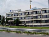 На ВИДЕО: студентка выскочила из машины за секунды до объемного взрыва На ВИДЕО: студентка выскочила из машины за секунды до объемного взрыва