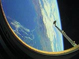 Медведеву подарили смартфон с двумя экранами: "100% российское изобретение" с иностранными деталями и сборкой Медведеву подарили смартфон с двумя экранами: "100% российское изобретение" с иностранными деталями и сборкой