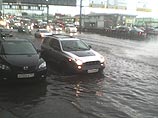 Над Москвой и Подмосковьем разверзлись небесные хляби (ФОТО) Над Москвой и Подмосковьем разверзлись небесные хляби (ФОТО)