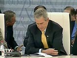 Буш считает "безрассудством" массовый сброс Китаем американской валюты 