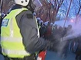 Эстонские полицейские получили награды за подавление беспорядков при сносе Бронзового Солдата Эстонские полицейские получили награды за подавление беспорядков при сносе Бронзового Солдата