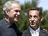 Буш принял Саркози в семейном поместье и накормил его хот-догами