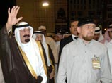 Король Саудовской Аравии и президент Чечни совершили совместный мусульманский обряд - омовение Каабы