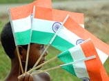 День независимости Индии отмечен тремя взрывами в штате Ассам. Власти опасаются терактов в "Тадж-Махале"