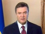 Премьер-министр Украины Виктор Янукович предлагает созвать внеочередную сессию Верховной Рады для отмены неприкосновенности и льгот для чиновников всех уровней