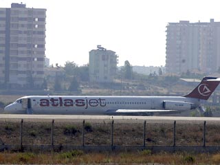 Неизвестные сегодня захватили самолет турецкой авиакомпании Atlas-Jet, летевший из Северного Кипра
