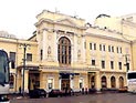 Более 100 человек уже заказали летающие автомобили, выпуск которых запланирован на 2016 год Более 100 человек уже заказали летающие автомобили, выпуск которых запланирован на 2016 год