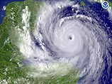 Ураган "Дин" поразил Мексику, но ослабел
