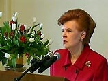 Экс-президент Латвии выставит на аукцион свои костюмы
Экс-президент Латвии выставит на аукцион свои костюмы