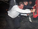 "Ющенко с бревном": кто и как тушил лесной пожар в Херсонской области (ФОТО) "Ющенко с бревном": кто и как тушил лесной пожар в Херсонской области (ФОТО)