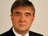 Секретарь Западного окружкома КПРФ Павел Басанец, получивший известность после того, как в прошлом году на Лубянке, во время празднования юбилея госбезопасности, публично обвинил президента Путина в государственной измене, был отравлен