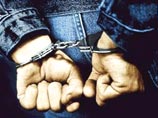 В Москве обнаружено подпольное производство контрафактных пособий к Microsoft: 20 человек задержано В Москве обнаружено подпольное производство контрафактных пособий к Microsoft: 20 человек задержано