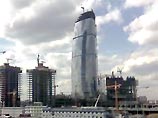 В воскресенье всемирно известный "человек-паук" Ален Робер покорит самый высокий небоскреб в Европе (242 метра) - башню "Запад" делового комплекса "Федерация" на территории ММДЦ "Москва-Сити"
