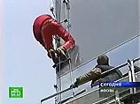 "Человек-паук" готовится покорить небоскреб "Запад" в Москве "Человек-паук" готовится покорить небоскреб "Запад" в Москве