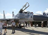 На авиасалоне МАКС-2007 Россия парафировала контракт с Индонезией на 350 млн долларов на поставку трех истребителей Су-30 и трех Су-27