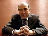 Российский бизнесмен Борис Березовский заявил, что общая сумма перечисленных им денег на развитие демократических институтов до президентских выборов в Украине составляет около 45 млн долларов Российский бизнесмен Борис Березовский заявил, что общая сумма перечисленных им денег на развитие демократических институтов до президентских выборов в Украине составляет около 45 млн долларов