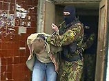 В Москве пьяный отец бросил с балкона полуторагодовалую дочь: ее спасли В Москве пьяный отец бросил с балкона полуторагодовалую дочь: ее спасли