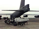 Американский В-52 пролетел через все США, не зная, что несет ядерные боеголовки Американский В-52 пролетел через все США, не зная, что несет ядерные боеголовки