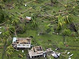 Ураган пятой, наивысшей категории, обрушился на Карибское побережье Гондураса и Никарагуа во вторник, уничтожив тысячи домов и еще более затруднив доступ в эту болотистую местность