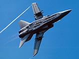 По словам представителей британского министерства обороны, три истребителя F-3 поднимались на перехват с баз Лиминг в Йоркшире и Уэддингтон в Линкольншире