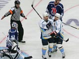 В хоккейной суперлиге появились новые лидеры В хоккейной суперлиге появились новые лидеры