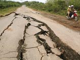 Число жертв землетрясения на Суматре достигло 17 человек Число жертв землетрясения на Суматре достигло 17 человек