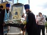 Владивосток встретил чудотворную икону крестным ходом