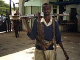 Сомалийские солдаты штурмуют здание независимой радиостанции в Могадишо
