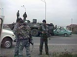 В центре Назрани неизвестные расстреляли автомобиль "Нива" с военнослужащими: двое из них погибли, двое получили ранения
