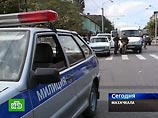В Махачкале спецназ целый день штурмовал дом с двумя боевиками: справиться не удается, есть жертвы В Махачкале спецназ целый день штурмовал дом с двумя боевиками: справиться не удается, есть жертвы