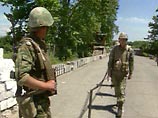Здесь были бутики, а ныне пустые витрины: с центральных улиц Москвы и Петербурга стали исчезать брендовые магазины, теряющие покупателей Здесь были бутики, а ныне пустые витрины: с центральных улиц Москвы и Петербурга стали исчезать брендовые магазины, теряющие покупателей