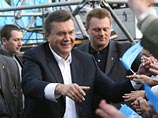 Ушедший в избирательный отпуск глава правительства Украины Виктор Янукович в качестве лидера Партии регионов завершает свой предвыборный тур на своей родине в Донецке Ушедший в избирательный отпуск глава правительства Украины Виктор Янукович в качестве лидера Партии регионов завершает свой предвыборный тур на своей родине в Донецке