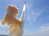 Американская ракета-перехватчик, стартовавшая с базы ВВС Vandenberg в Калифорнии, успешно поразила ракету-мишень Американская ракета-перехватчик, стартовавшая с базы ВВС Vandenberg в Калифорнии, успешно поразила ракету-мишень