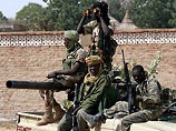 База миротворцев в Дарфуре  уничтожена. Посланники Нельсона Манделы пытаются принести мир в Дарфур