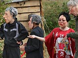 "Нашисты" отправили "Дохлую обезьяну" из Бобруйска по городам рассказывать о "Другой России" "Нашисты" отправили "Дохлую обезьяну" из Бобруйска по городам рассказывать о "Другой России"