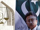 На высший государственный пост претендуют действующий президент Первез Мушарраф, а также представители оппозиционных сил - вице-председатель Пакистанской народной партии  Махдум Амин Фахим и бывший судья Ваджихуддин Ахмед