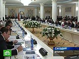 Путин пообещал продавать оружие странам ОДКБ по внутрироссийским ценам Путин пообещал продавать оружие странам ОДКБ по внутрироссийским ценам