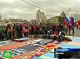 На улицы Москвы поздравить Путина вышли 10 тыс. "нашистов"